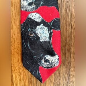 RALPH MARLIN Vintage Red Tie Holstein Cow Motif Signed Blaine Heilman Novelty